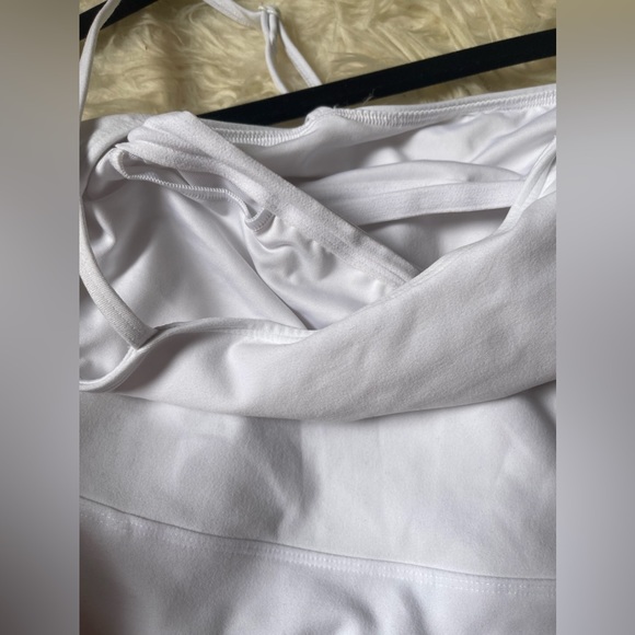 Alo Yoga Alosoft Courtside Tennis Dress. Excellent used condition. NO pads - Picture 8 of 8